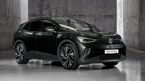 VOLKSWAGEN ID.4 PRO 150 KW 77kWh 204hk Tech TOPPUTSTYRT-PANORAMA-ERGOACTIVE SETER