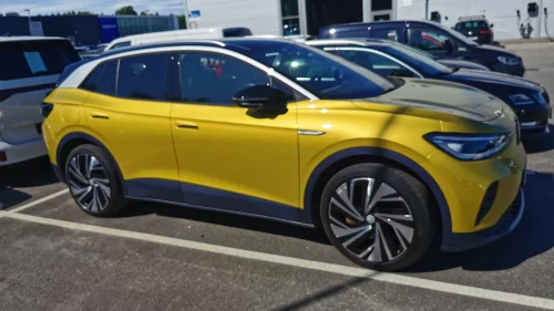 VOLKSWAGEN ID.4 PRO 150 KW 77kWH 204hk 1st