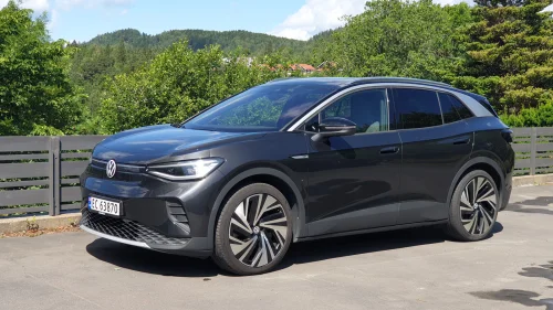 VOLKSWAGEN ID.4 PRO 150 KW 77kWh 1st Max, Krok, Panorama, 360, LED Matrix, HUD