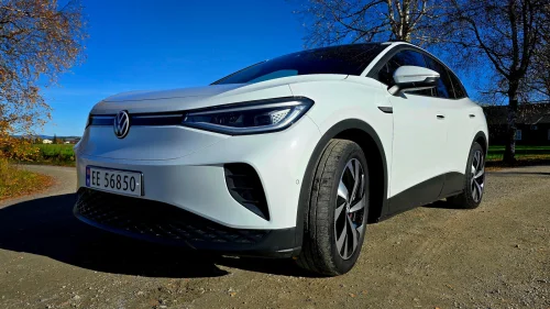 VOLKSWAGEN ID.4 PRO 150 KW Pro 77kWh 204hk PANO-ERGOACTIVE SETER-HENGERFESTE