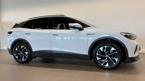 VOLKSWAGEN ID.4 PRO 128 KW Pro Limited 77Kwh 174HK
