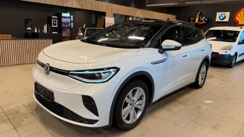 VOLKSWAGEN ID.4 GTX 220 KW GTX 77KWH 4MOTION AUTOMAT/ EN EIER/ DAB/ Kamera/ Krok