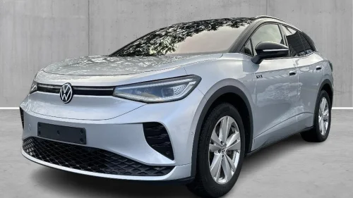 VOLKSWAGEN ID.4 GTX 220 KW 220 KW ACC, HUD, KROK, MATRIX++