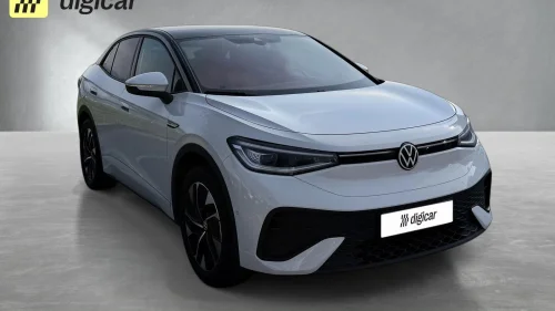 VOLKSWAGEN ID.5 PRO 150 KW Pro 150 KW / Panorama / Krok / Apple Carplay / ACC / ++