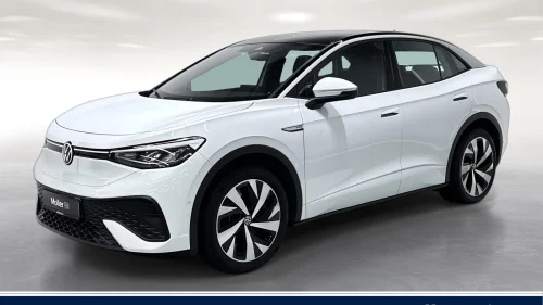 VOLKSWAGEN ID.5 PRO 150 KW Pro 77kWh 204hk - R.Kam, Keyless, Navi, Krok, 20"