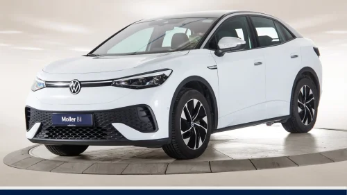 VOLKSWAGEN ID.5 PRO 150 KW Pro 77kWh 204hk - R.Kam, ACC, Navi