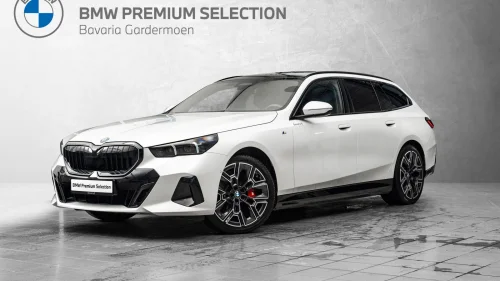 BMW i5 eDrive40 Touring eDrive40 M-Sport,Pano,ACC,B&W,hengerfeste,360