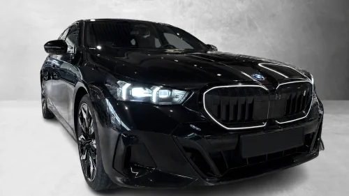 BMW i5 xDrive40 M Sport Pro - 21" - M Sport seter - Merino skinn +++