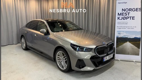 BMW i5 eDrive40 eDrive40/SKINN/MSPORT/PANORAMA/H&K/KROK/ACC++