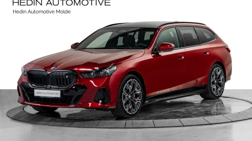 BMW i5 xDrive40 Touring xDrive40, B&W, H.feste, Panorama, ACC, LED,