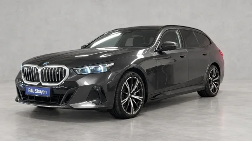 BMW i5 xDrive40 xDrive40 Touring Fully Charged, B&W, 360Kam, ComfAcc