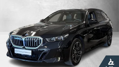 BMW i5 xDrive40 FullyCharged B&W, Panorama, Krok