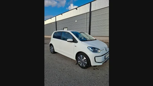 VOLKSWAGEN UP! Lav km, EU-godkjent til 2027