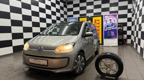 VOLKSWAGEN UP! E-UP*NORSK*LAV KM*TOPP UTSTYRT*PANORAMA*NY EU+SERVICE*