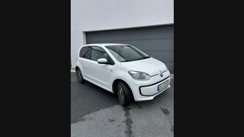 VOLKSWAGEN UP! Highline