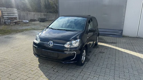 VOLKSWAGEN UP! Eu ok til 2027 / Garanti / Navi