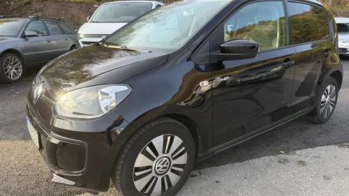 VOLKSWAGEN UP! Meget pen/Kun 40 000 km/Soltak/ 1 Eier