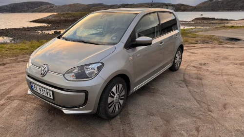 VOLKSWAGEN UP!