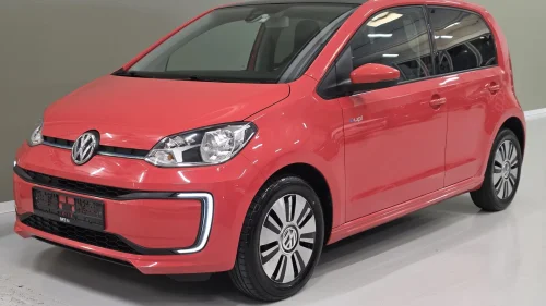 VOLKSWAGEN UP! 2017  WLTP 160KM  CRUISE PLUS S.VARME PDC DAB+++