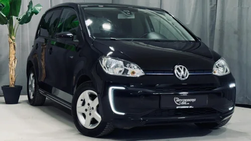 VOLKSWAGEN UP! 82hk-Kamera/DAB+/Sensorer/Takluke