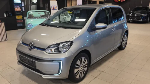 VOLKSWAGEN UP! Facelift/Garanti/Oppv.seter/S+V dekk/DAB/Ryggekamera