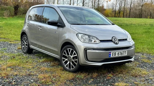 VOLKSWAGEN UP! Range High