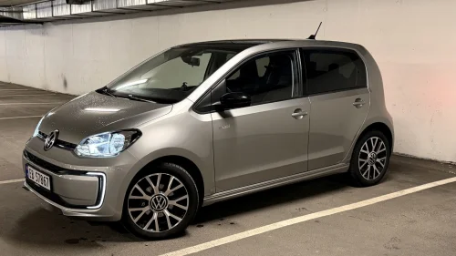 VOLKSWAGEN UP! Range High