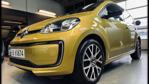 VOLKSWAGEN UP! EL-BIL/1 EIER/AUT/R-KAM/LONG RANGE/DAB/EU-OK 8/28!!!