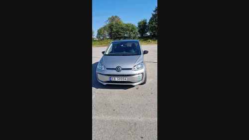 VOLKSWAGEN UP! Range High