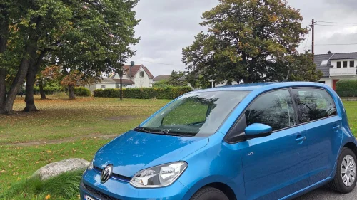 VOLKSWAGEN UP! Volkswagen e-up! 2020 til salgs - med midtarmlene