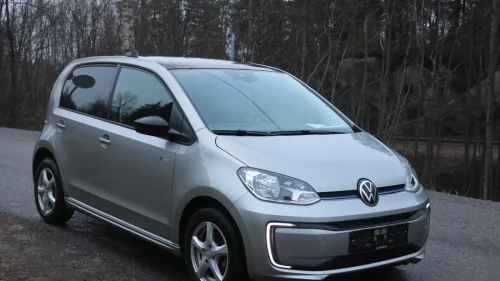 VOLKSWAGEN UP! 259KM 82HK HIGH DAB PDC CRUISE R-KAMERA NORSK GARANTI+