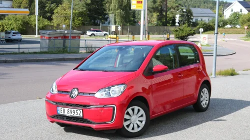 VOLKSWAGEN UP! RANGE 260KM CRUISE R-KAMERA MULTIRATT BLUETOOTH
