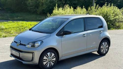 VOLKSWAGEN UP! Range High