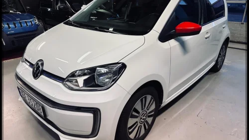 VOLKSWAGEN UP! LONG RANGE/AUT/RYGGEKAMERA/DAB/CCS/EU-OK 10/27!!!