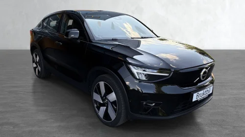 VOLVO C40 4x4 Ultimate / Drop-Off / Panorama / Hengerfeste / H&K