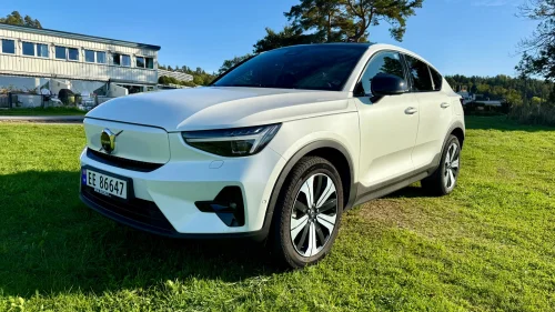 VOLVO C40 RECHARGE 4X4 PANO,KROK,360KAMERA,ACC,NAVI,TLF,DAB+,LED