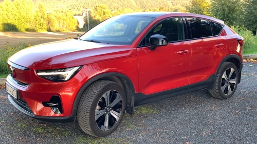 VOLVO C40 Recharge Twin 408hk AWD Ultimate, krok, pixel…