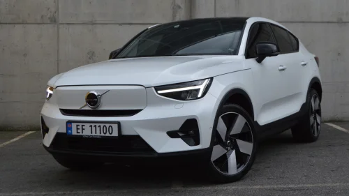 VOLVO C40 Recharge Twin 408hk AWD Ultimate Krok 360 H&K