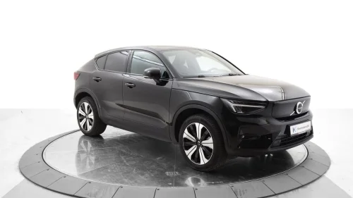 VOLVO C40 FWD Ultimate/panorama/360 gr.kamera/H.Feste