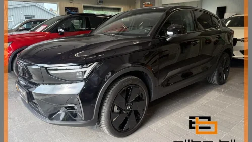 VOLVO EC40 AWD Twin Motor Performance Ultra Black Edition
