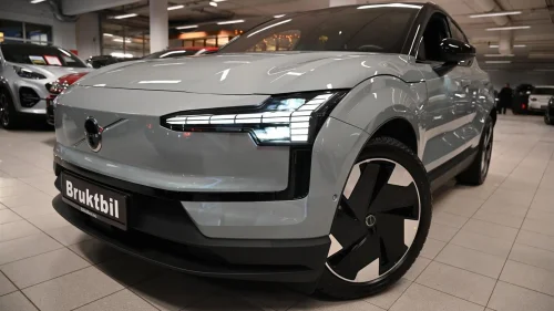VOLVO EX30 AWD Twin Performance Ultra 428hk
