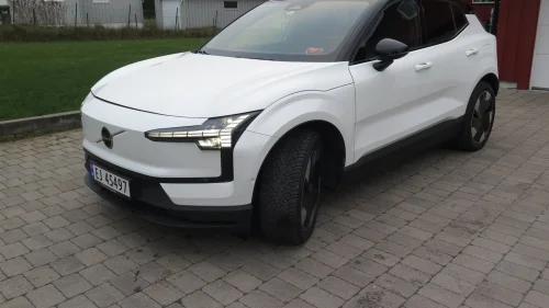 VOLVO EX30