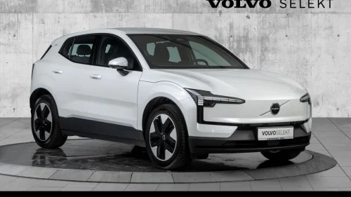 VOLVO EX30 Core | Extended Range | Kamera | Park Varm | +++