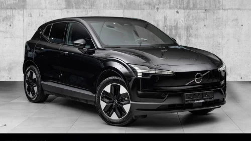 VOLVO EX30 Extended Range Core, Kamera, LED, Carplay+++