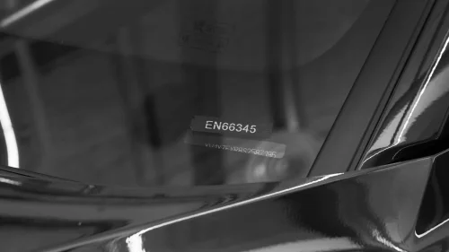 VOLVO EX40 Twin Motor Performance Plus Hengerfeste