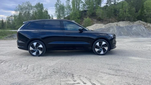 VOLVO EX90 Ultra 408hk AWD 6seter B&W krok