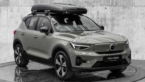 VOLVO XC40 El. Twin Plus 408Hk. Velholdt!