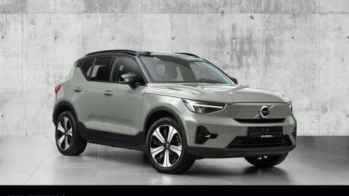 VOLVO XC40 Recharge Twin Plus, Krok, Kamera, LED, El.Seter, ACC++