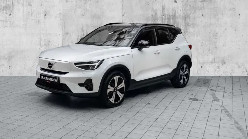 VOLVO XC40 231 hk Plus. I Hengerfeste I Adaptiv Cruise I El. sete