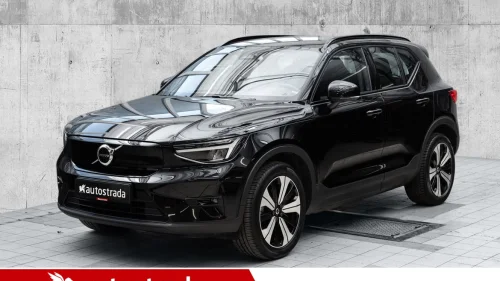 VOLVO XC40 Plus, singel motor, H.Feste, Metallic, Navi, Kamera,